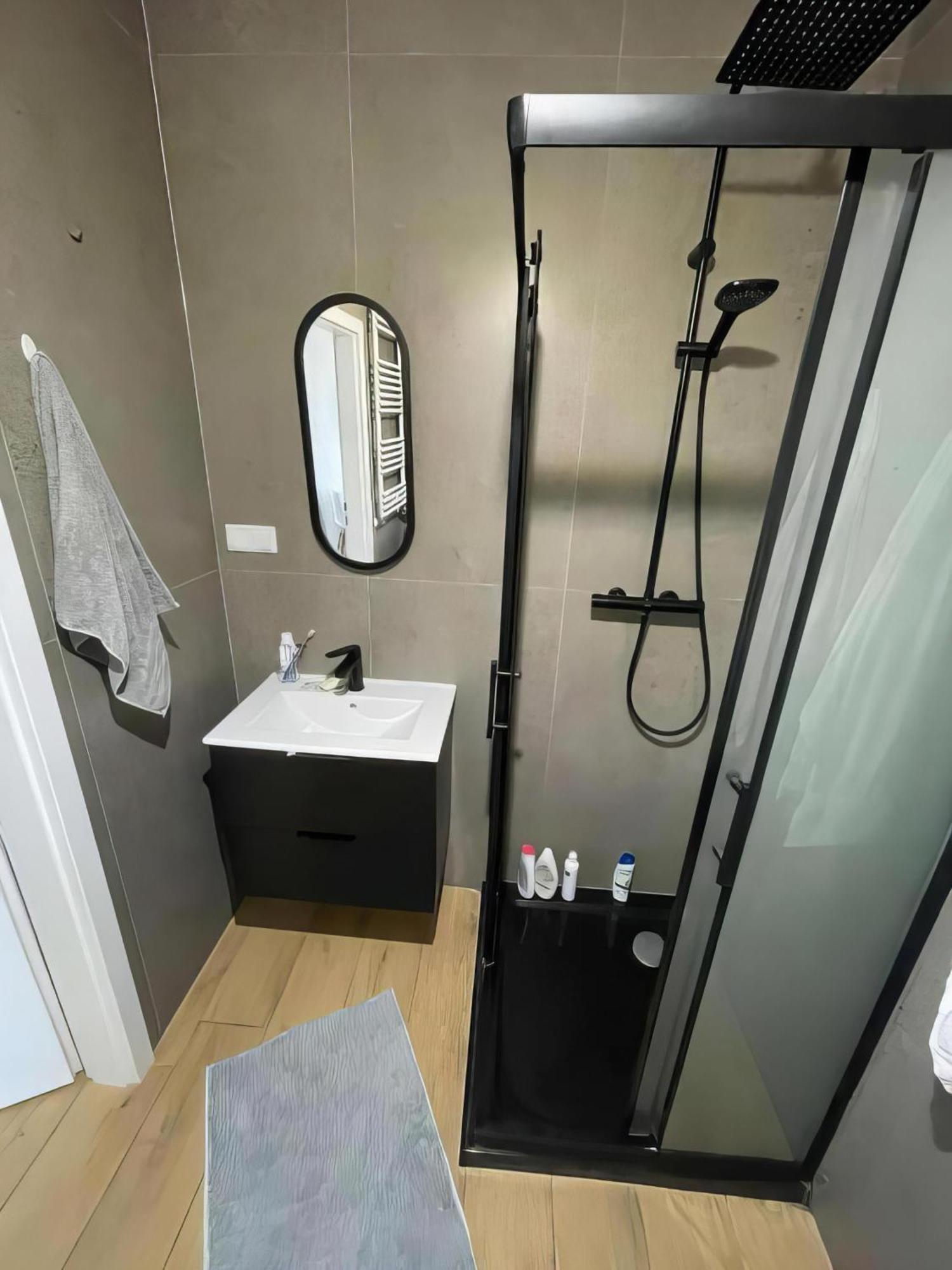 66 Wiktoryn Apartment *