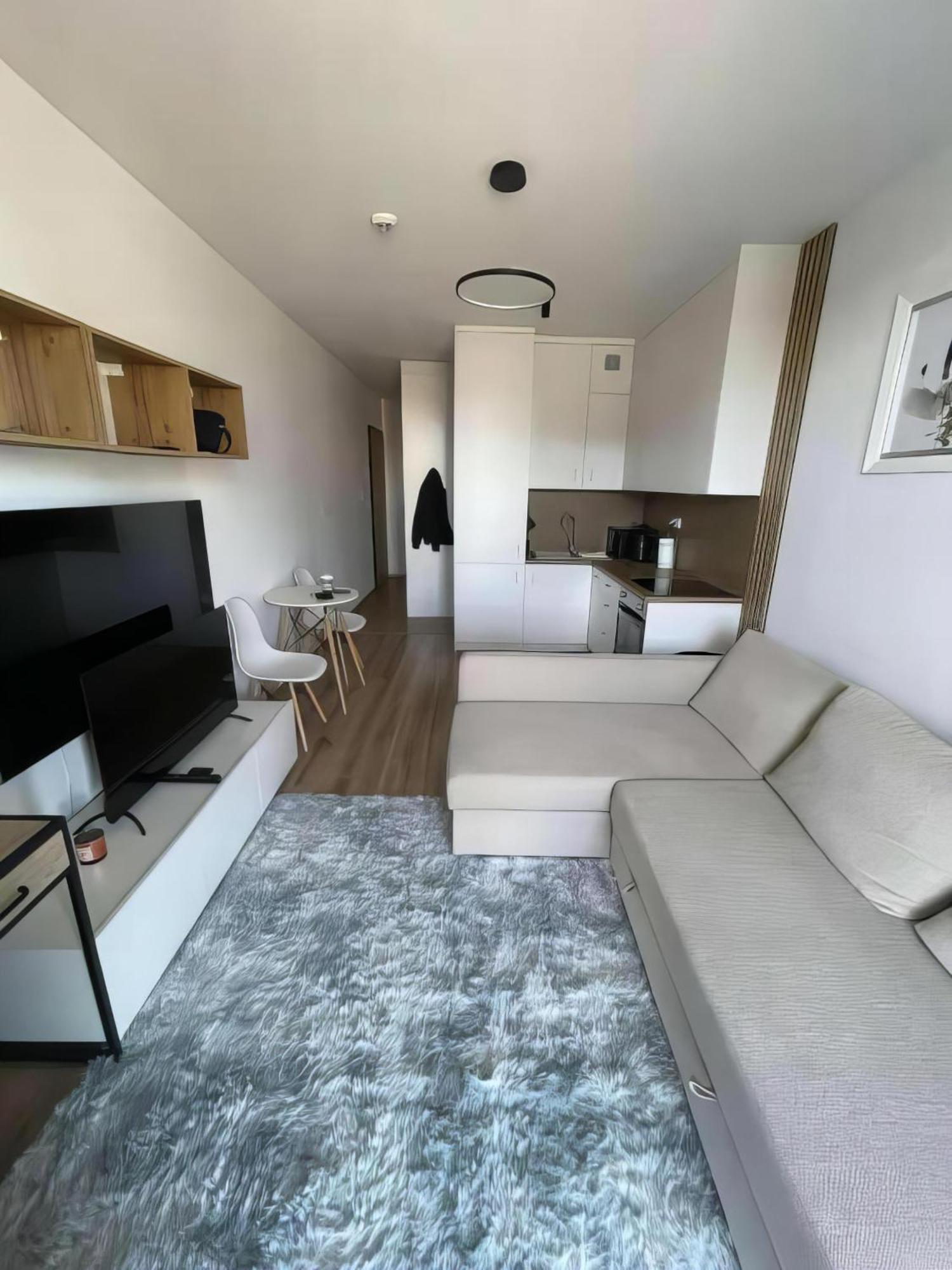 Apartment 66 Wiktoryn Warschau